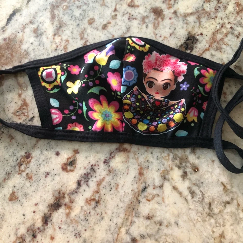 🦋 Kids Mask Bundle 💕😉 new no tags.